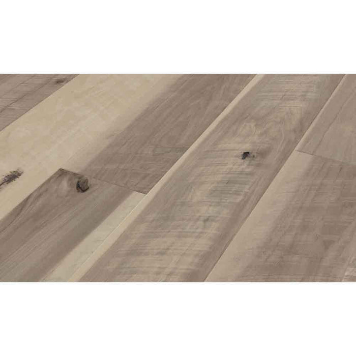 Karndean Art Select Wood Shade Handcrafted Weathered Hickory Tile (Per M²) - Unbeatable Bathrooms
