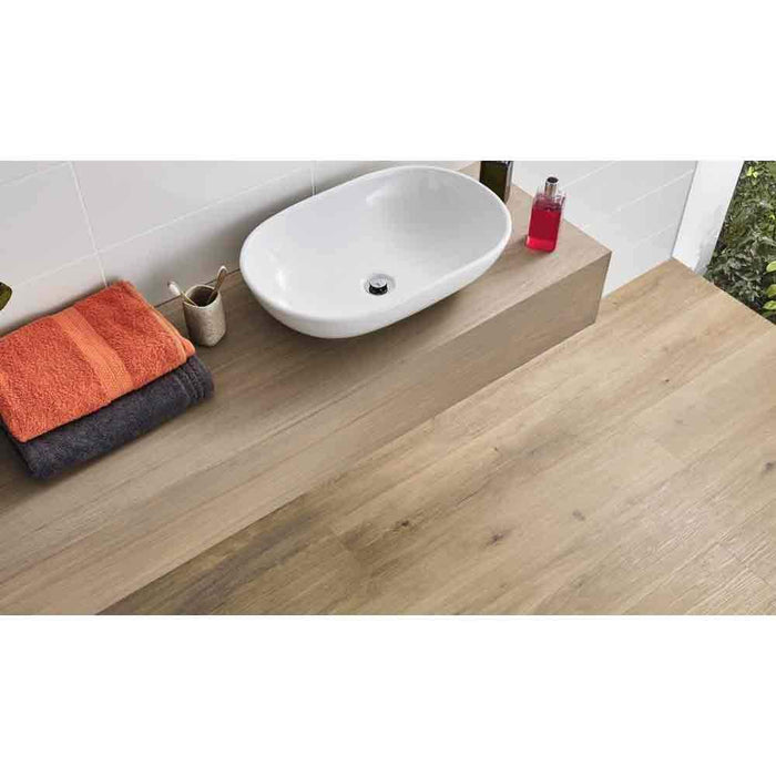 Karndean Korlok Wood Shade Canadian Urban Oak Tile (Per M²) - Unbeatable Bathrooms