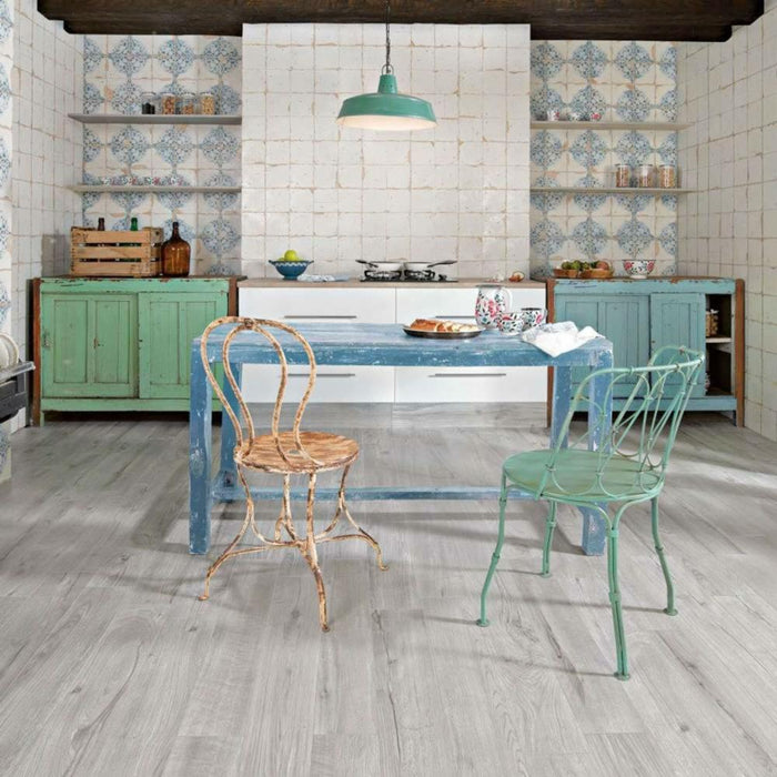 Splendour Mumble G/A 900x150 Anti-Slip Wood Effect Tiles - Unbeatable Bathrooms