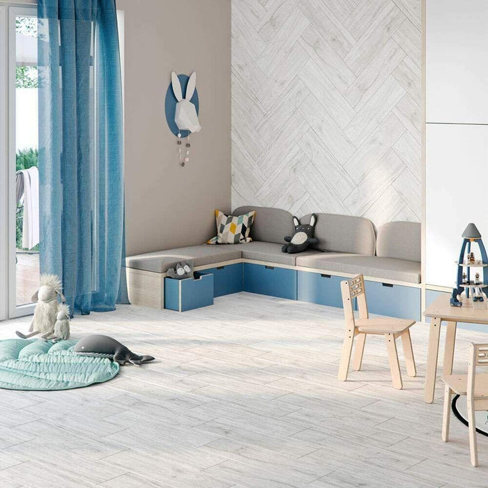 Splendour Star Wood 598x185 Alpine Wood Effect Tiles - Unbeatable Bathrooms