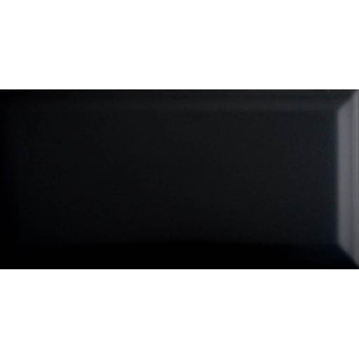 Metro 200 x 100 Bevelled Wall Tile - Black Matt (Per M²) - Unbeatable Bathrooms
