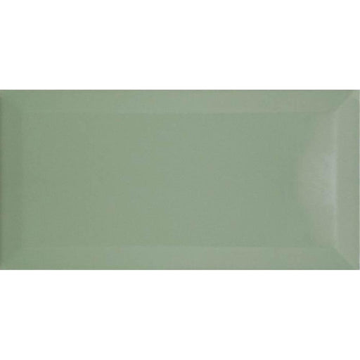 Metro 200 x 100 Bevelled Wall Tile - Mint Green Gloss (Per M²) - Unbeatable Bathrooms