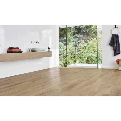 Karndean Korlok Wood Shade Canadian Urban Oak Tile (Per M²) - Unbeatable Bathrooms